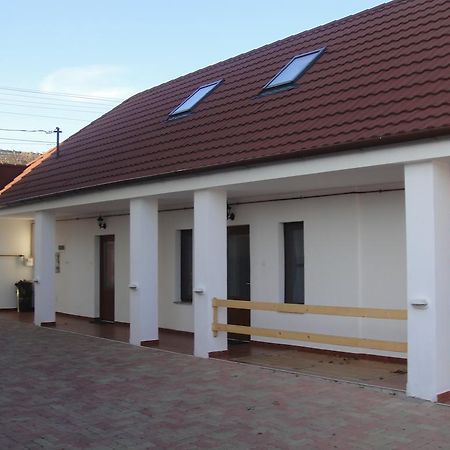 Paks Panzio Hotel Екстериор снимка