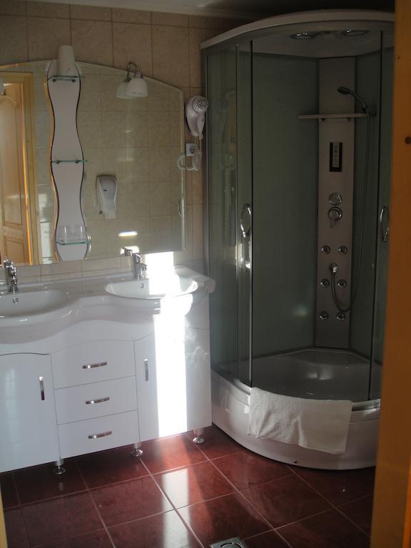 Paks Panzio Hotel Екстериор снимка